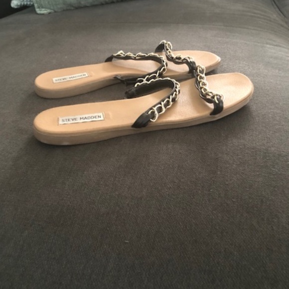 Steve Madden Sandals Black with cute chain detail sz 10 - Picture 5 of 7